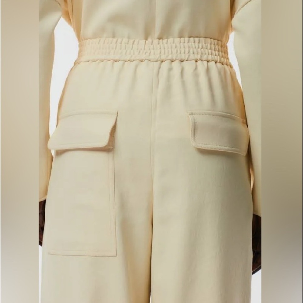 NWT Chalky Drape Plashet Jogger Regular In Butter - Size S - Picture 9 of 9